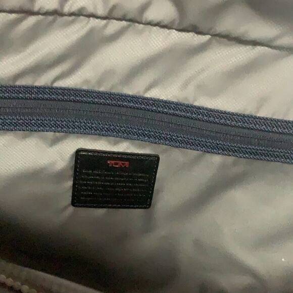 NWT TUMI‎ ALPHA 2 BLACK BAG - Picture 6 of 12
